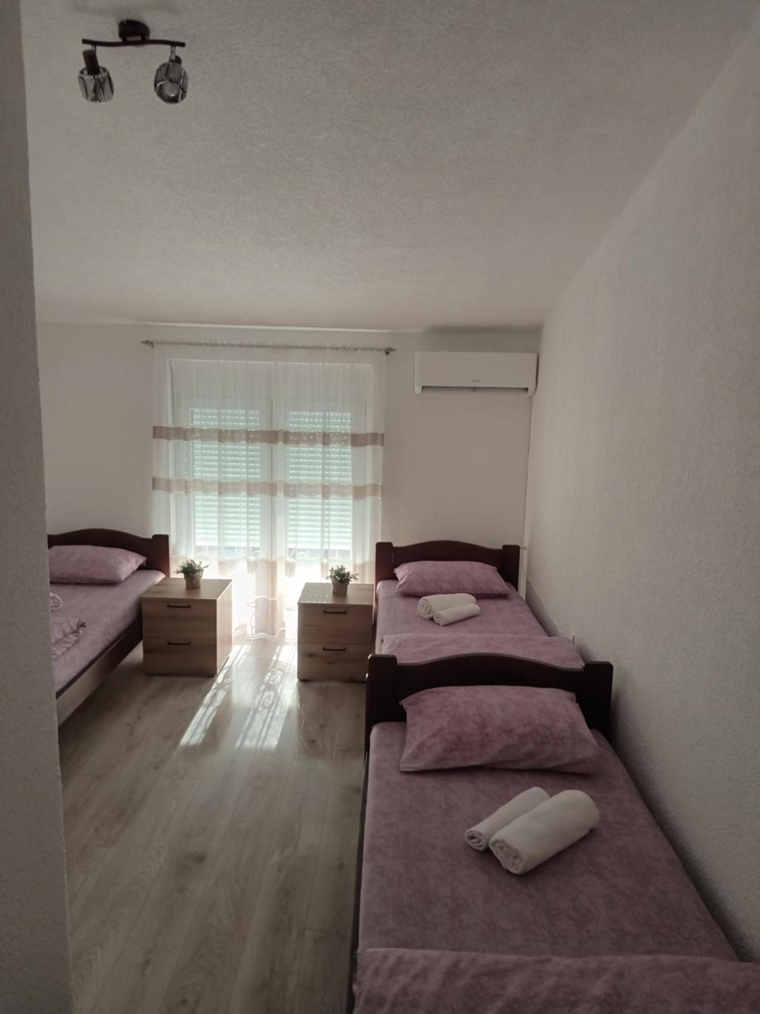 Apartamento Zeppelin Plav Exterior foto